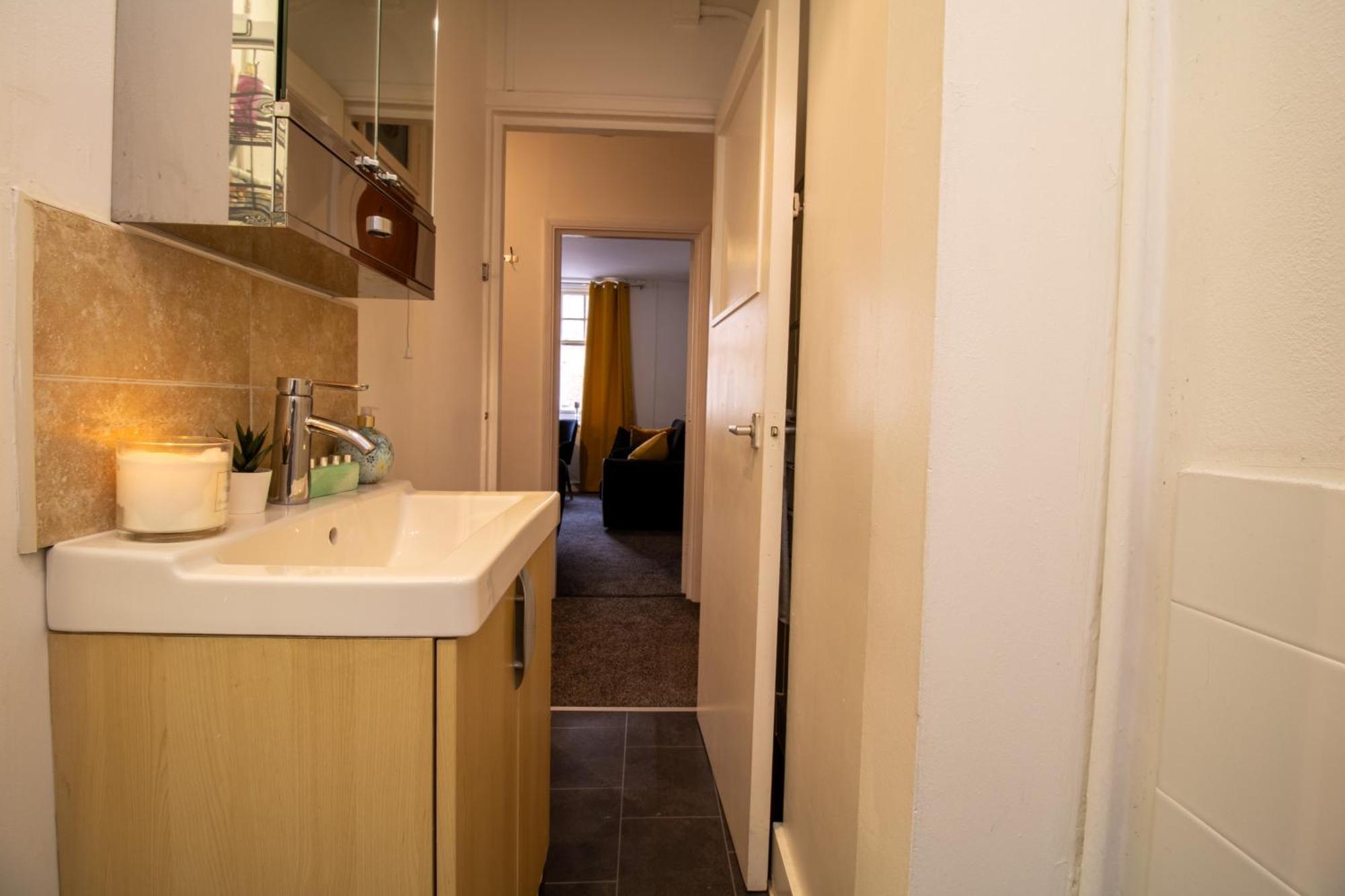 Chic Urban Retreat 1 Bedroom Gem In Covent Garden Londra Exterior foto
